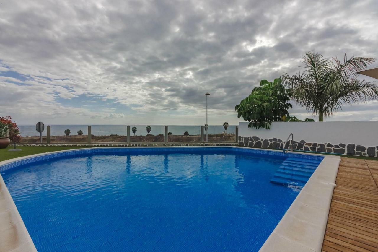 Villa Isabella, Luxury Villa With Heated Pool Ocean View In Adeje, Tenerife アデヘ エクステリア 写真