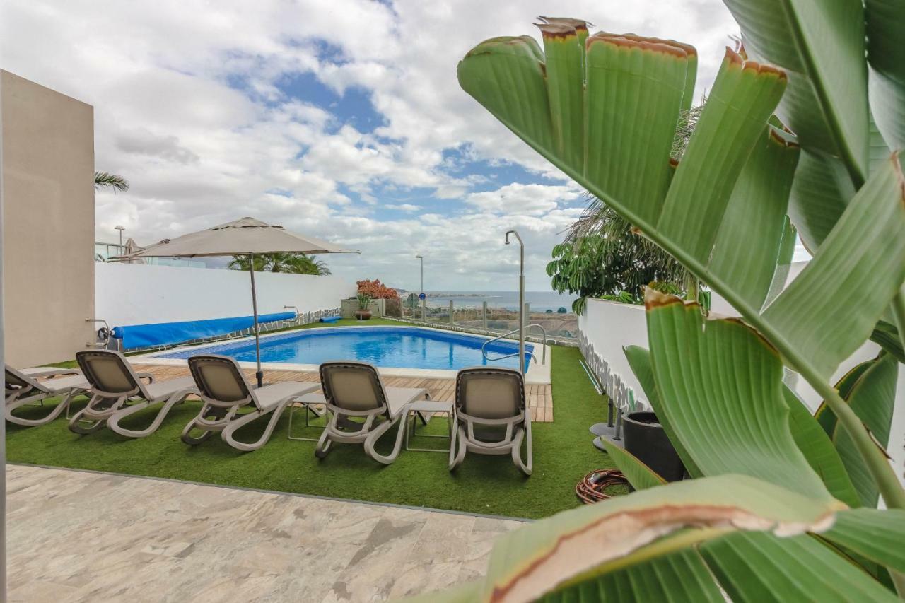 Villa Isabella, Luxury Villa With Heated Pool Ocean View In Adeje, Tenerife アデヘ エクステリア 写真