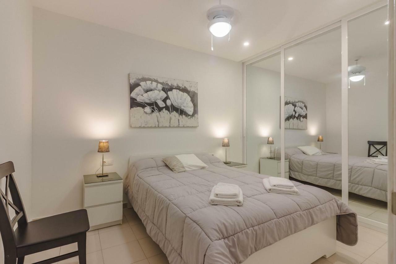 Villa Isabella, Luxury Villa With Heated Pool Ocean View In Adeje, Tenerife アデヘ エクステリア 写真