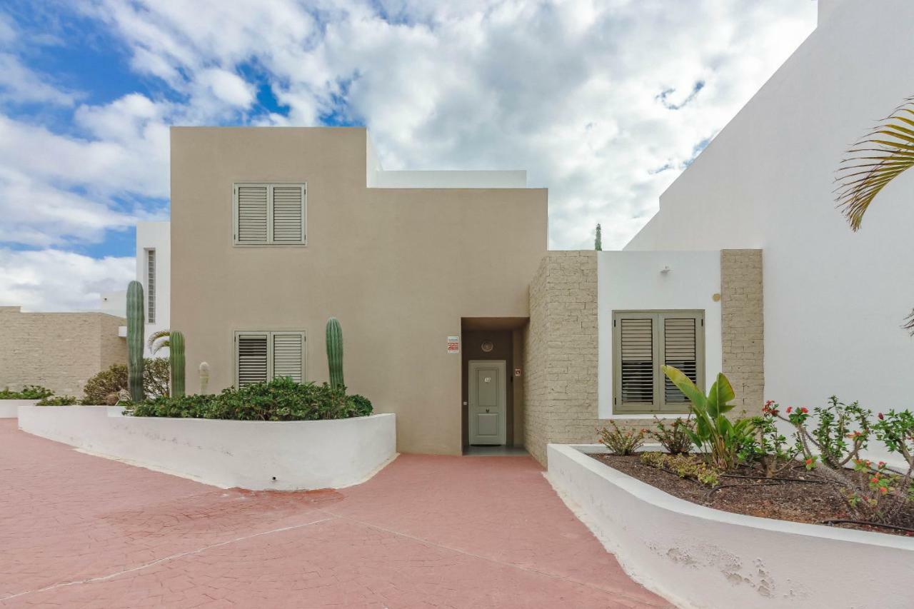Villa Isabella, Luxury Villa With Heated Pool Ocean View In Adeje, Tenerife アデヘ エクステリア 写真