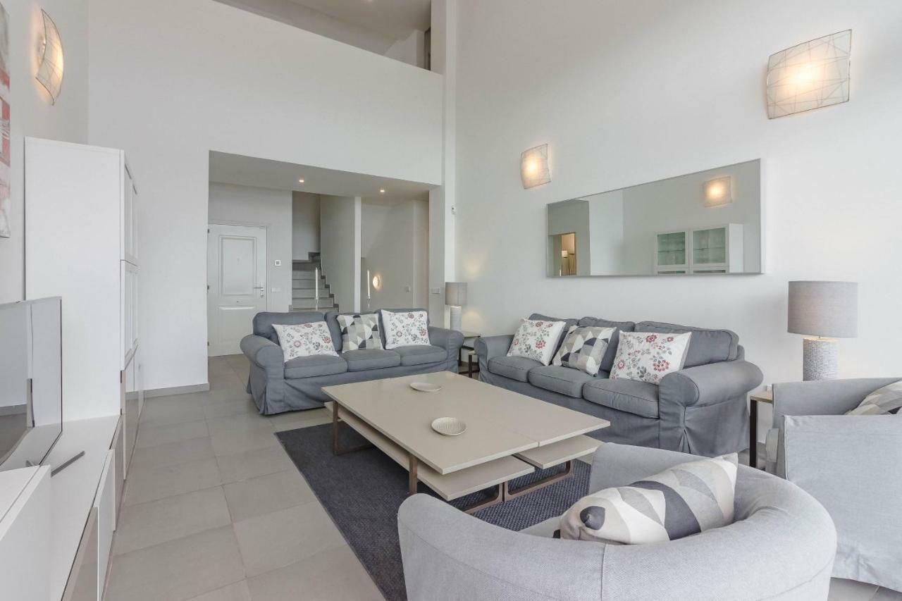 Villa Isabella, Luxury Villa With Heated Pool Ocean View In Adeje, Tenerife アデヘ エクステリア 写真