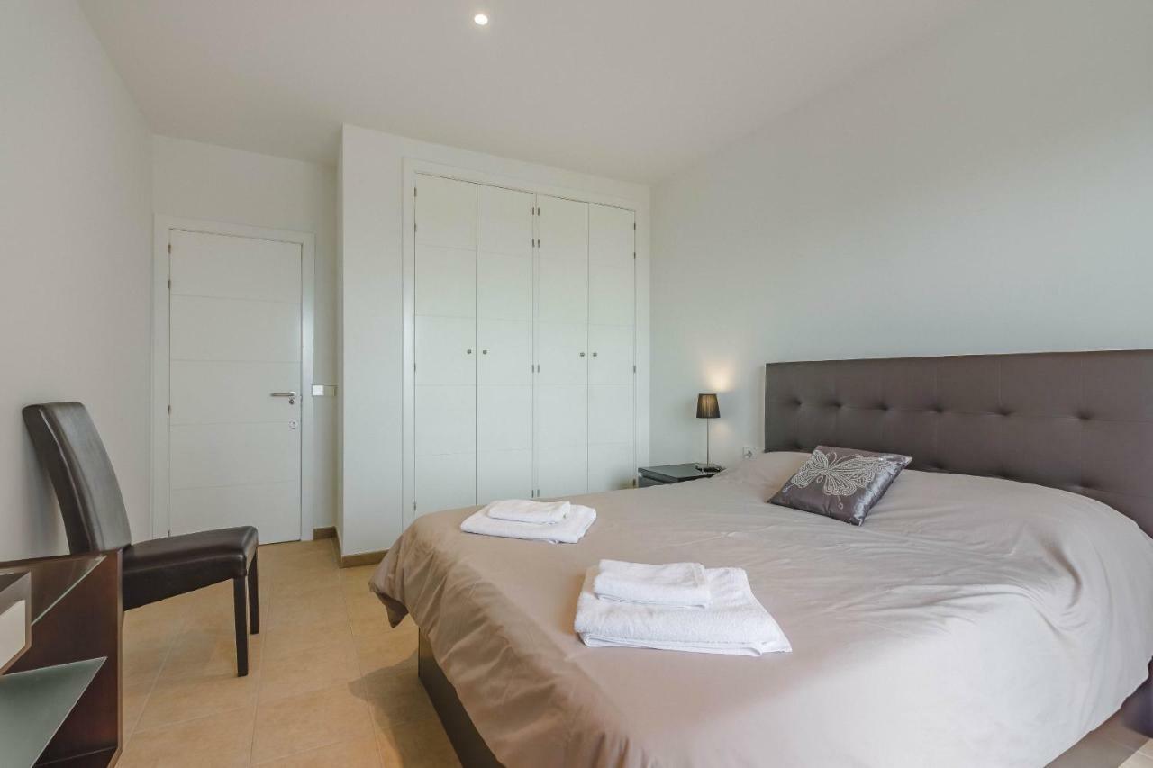 Villa Isabella, Luxury Villa With Heated Pool Ocean View In Adeje, Tenerife アデヘ エクステリア 写真