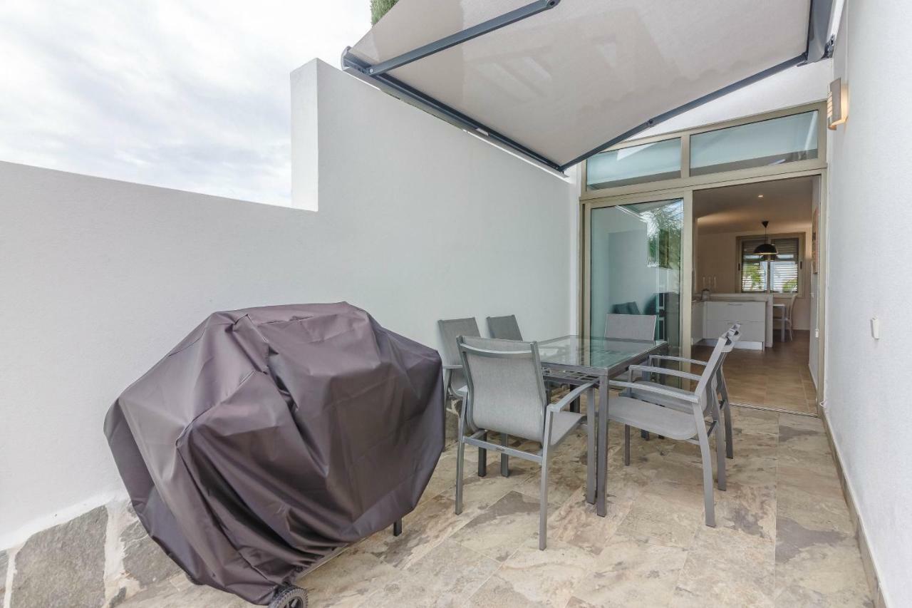Villa Isabella, Luxury Villa With Heated Pool Ocean View In Adeje, Tenerife アデヘ エクステリア 写真