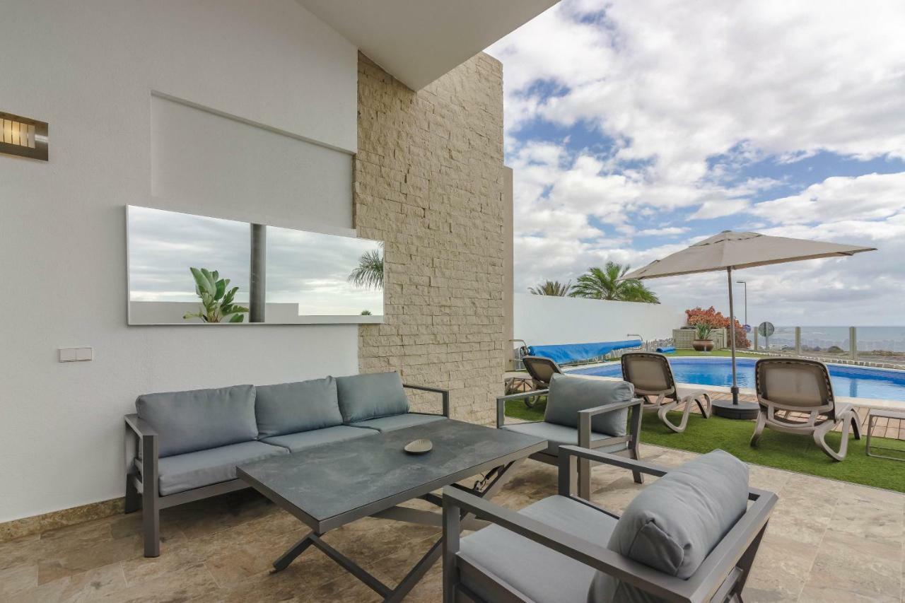 Villa Isabella, Luxury Villa With Heated Pool Ocean View In Adeje, Tenerife アデヘ エクステリア 写真